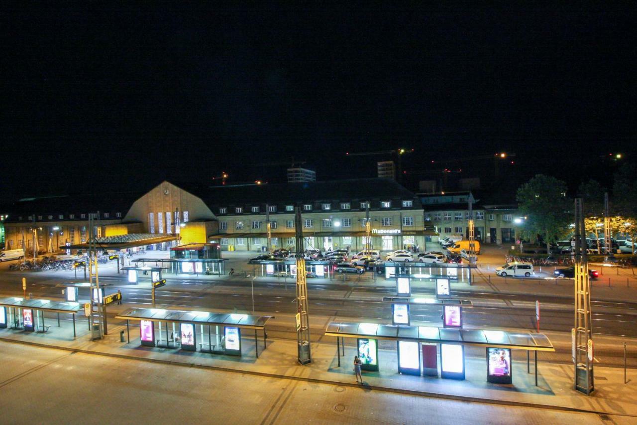 #Centralstation #130Qm Hauptbahnhof #Netflix Karlsruhe Esterno foto